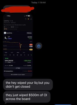 A screenshot of a TradingView chart on mobile shows a 1-minute BTCUSD candle chart at $98,424.99, with the message "the hey wiped your liq but you didn't get closed" followed by "they just wiped $500m of OI across the board." The conversation relates to a Bitcoin trader narrowly avoiding liquidation during a flash wick, despite a $500 million open interest wipeout.