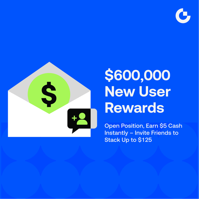 The image presents a promotional graphic of an envelope with a dollar sign written above it, positioned on top of the envelope. The background of the picture is blue and contains white circles arranged vertically at various heights, forming an abstract pattern. A caption beneath the envelope reads "600,000 US dollars para nuevos usuarios: compensas acreditadas automáticamente Abre una posición y recía 5 USDT en efectivo, e invita amigos para ganar hasta 125 USDT". The focus of the image is the envelope with a dollar sign on it.