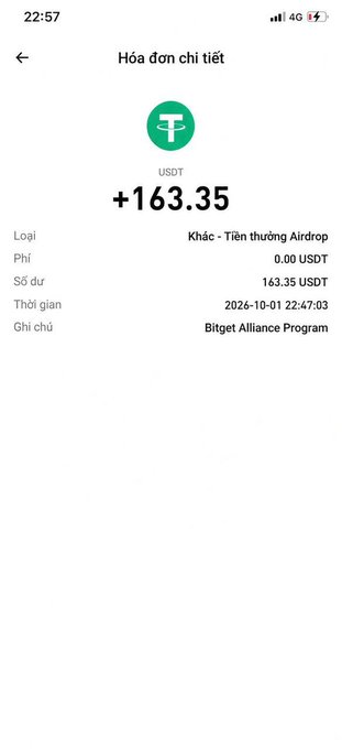 A transaction receipt showing +163.35 USDT received as 'Tiền thưởng Airdrop' (Airdrop bonus) via Bitget Alliance Program dated 2026-10-01.
