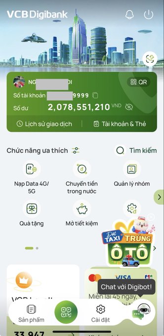 A screenshot of the VCBDigibank mobile app homepage displaying a balance of 2,078,551,210 VND and various Vietnamese-language menu options like 'Nạp Data 4G/5G' and 'Chuyển tiền trong nước'.