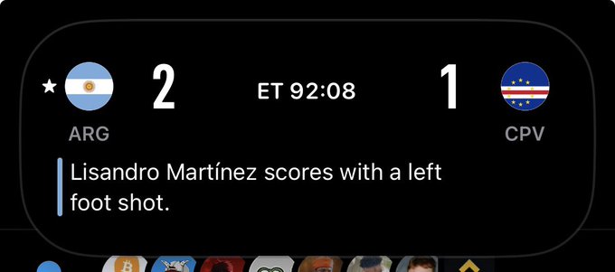 A live sports scoreboard shows Argentina (ARG) leading Cape Verde (CPV) 2-1 at ET 92:08, with an update noting 'Lisandro Martinez scores with a left foot shot.'