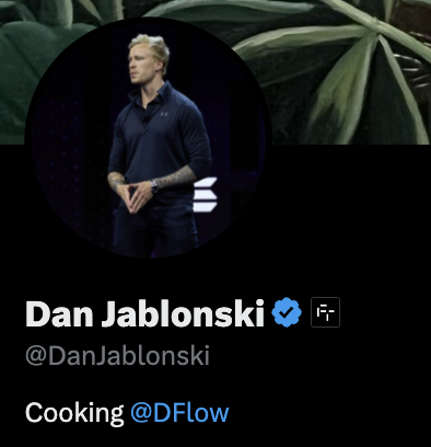 The image shows a Twitter profile card for Dan Jablonski (@DanJablonski) with the bio "Cooking @DFlow," featuring a profile photo of a blond man in a black shirt. The post about "kingmaking trading on @Solana FT" aligns with his bio referencing DFlow, suggesting he's promoting trading-related activity or partnership within the Solana ecosystem.
