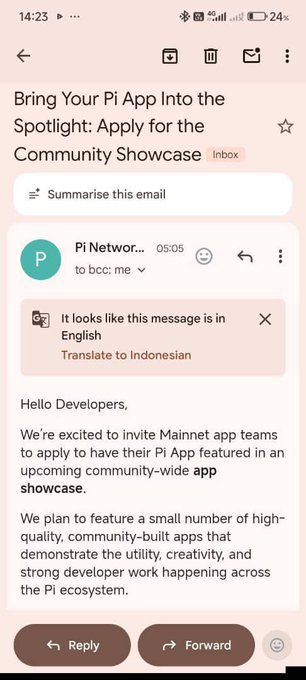 A screenshot of an email from 'Pi Network' inviting Mainnet app developers to apply for the 'Community Showcase' to have their Pi App featured.
