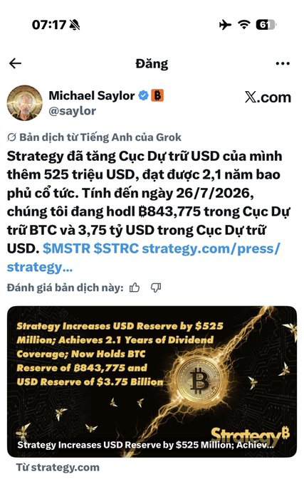 A screenshot of an X (formerly Twitter) post by Michael Saylor (@saylor) in Vietnamese, announcing that Strategy has increased its USD Reserve by $525 Million.