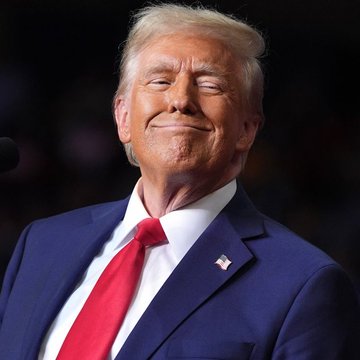 This image shows Donald Trump, who is scheduled to deliver remarks at the White House today at 2:30 PM ET with tech and crypto leaders, according to Reuters. The post advocates for the "CLARITY ACT" to be passed.
