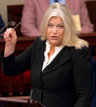 Senator Cynthia Lummis (R-WY) passionately addresses the Senate floor, holding up her glasses mid-speech as she challenges Democrats on the need for CLARITY in legislative action.