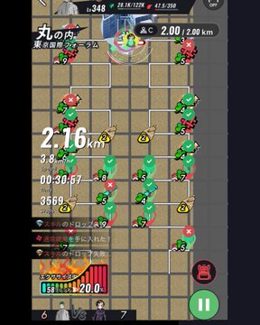 A mobile game screenshot showing a tower defense or strategy level with Japanese text, units on a grid, and gameplay stats.