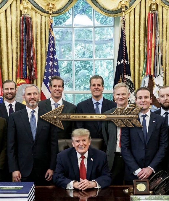 President Donald Trump sits at the Resolute Desk in the Oval Office, surrounded by a group of smiling men in suits, with an overlaid golden arrow reading "PRESIDENTIAL RIGHT HAND." The image visually underscores the post's point about Ripple CEO Brad Garlinghouse's presence in the Oval Office, highlighting XRP's growing political legitimacy alongside the U.S. digital asset agenda.