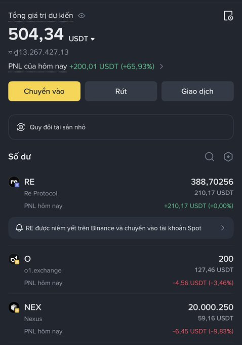 The image shows a phone screen displaying a cryptocurrency trading app called Binance. It has a dark background with white text, making it easy to read. The main focus of the image is a conversation between two people discussing their recent transactions on the app. One person is talking about how they are planning to cash out soon and the other person is congratulating them for their progress in trading Bitcoin. There's also some information about the current value of Bitcoin, which is displayed at the bottom right corner of the screen. The image seems to be related to a post on social media or an online platform where people discuss cryptocurrency trading experiences.