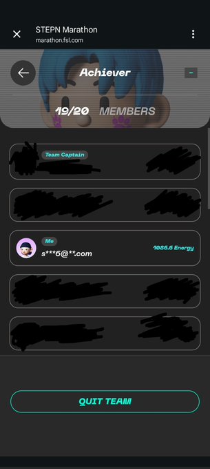 The image shows a phone screen with a list of names displayed, including one named "Mic", another named "Quiksilver", and a third named "GGBOX". The text also mentions that this person has achieved something great or is part of a team. The background color of the image appears to be black, but there are some white elements in it as well.