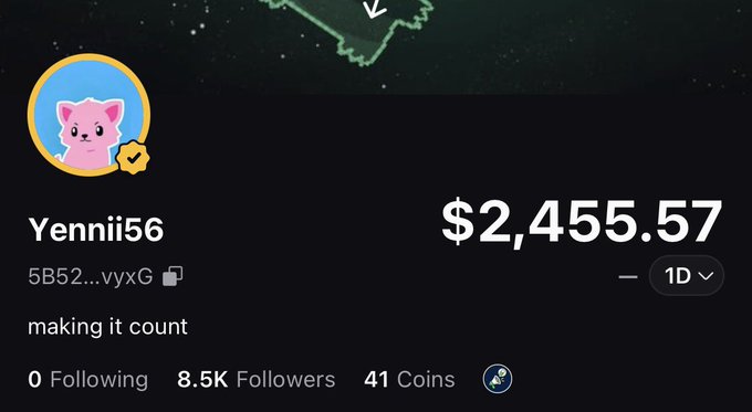A profile screenshot of user "Yennii56" on pump.fun shows a balance of $2,455.57, 8.5K followers, and 41 coins, visually supporting the post's claim about rapid follower growth on the platform within just 3 days.