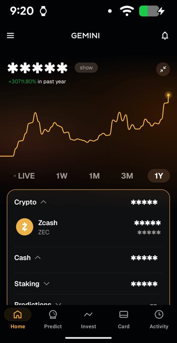 A Gemini cryptocurrency app displaying a price chart with a +30711.80% gain over the past year, showing Crypto, Cash, and Staking sections.