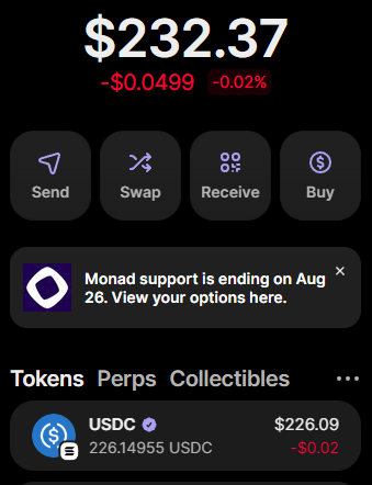 A screenshot of a crypto wallet showing a balance of $232.37, with USDC holdings of 226.14955 USDC ($226.09) displayed prominently, supporting the post's claim of receiving 225 USDC via a MoonPay airdrop on app.paybox.sh.