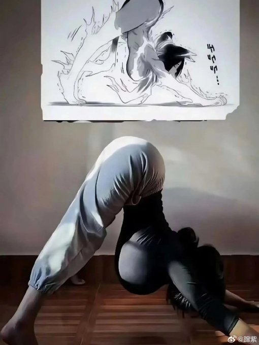 A cosplayer recreates a dynamic action pose from an anime sketch displayed above, illustrating the caption "Art comes from life" by bridging manga illustration with real-life performance. The watermark "@颜柴" is visible in the bottom right corner.