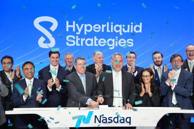 The Hyperliquid Strategies team celebrates at the Nasdaq with confetti falling around them as they ring the bell, marking the company's milestone of accumulating over $3.2 billion worth of HYPE tokens (33.6 million tokens, ~15% of circulating supply), positioning themselves as a major holder of the HYPE token.