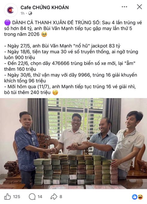 The image shows a Facebook post from "Cafe CHỨNG KHOÁN" featuring four men posing with stacks of cash, reporting that Bùi Văn Mạnh has won lottery prizes totaling 84 billion VND after multiple wins in 2026, including an 83 billion VND jackpot on 5/27 and 16 scratch-off prizes worth 96 million each on 6/30 and 7/11. The accompanying comment humorously suggests the man should take his winnings to invest in Robinhood, Solana, and BSC so others can follow, implying crypto scams are rampant.

**Key text/numbers visible:**
- "DÀNH CẢ THANH XUÂN ĐỂ TRÚNG SỐ" headline
- "84 tỷ" (84 billion) total winnings
- "5" times winning mentioned
- Dates: 27/5, 18/6, 22/6, 30
