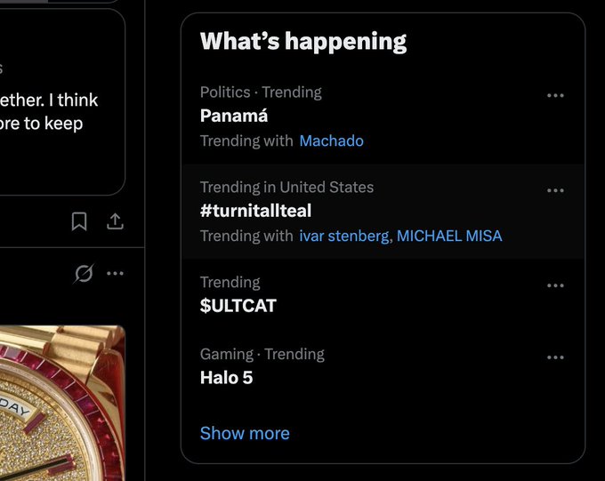 A screenshot of a 'What's happening' trending section showing 'Panamá' (Politics), '#turnitallteal' (US), '$ULTCAT' (Trending), and 'Halo 5' (Gaming).