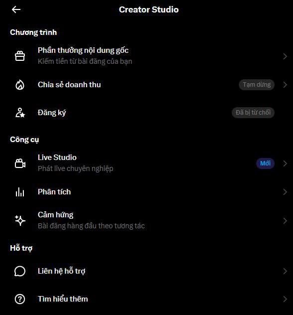A TikTok Creator Studio settings menu in Vietnamese, featuring sections for Programs (Chương trình), Tools (Công cụ), and Support (Hỗ trợ), with options like revenue sharing and Live Studio.