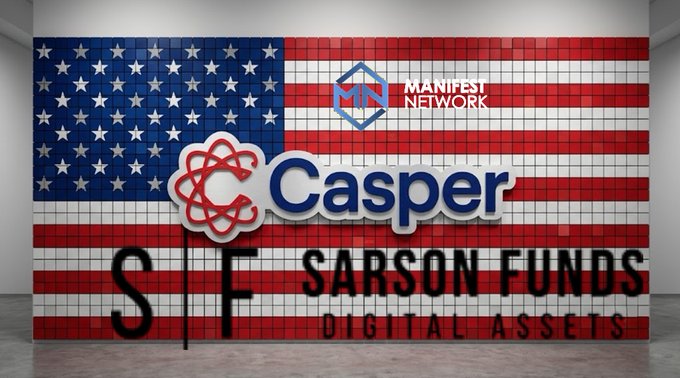 The image displays an American flag backdrop featuring three logos: the Casper Network logo with its $CSPR ticker, Manifest Network's branding, and "Sarson Funds Digital Assets," visually representing the partnership announcement of Sarson Funds launching a US-based Casper Network validator hosted by Manifest Network.