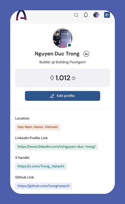 A screenshot of Nguyen Duc Trong's Arc profile showing 1,012 points, positioned next to his LinkedIn icon, illustrating his achievement of surpassing the 1,000-point milestone mentioned in the accompanying post.