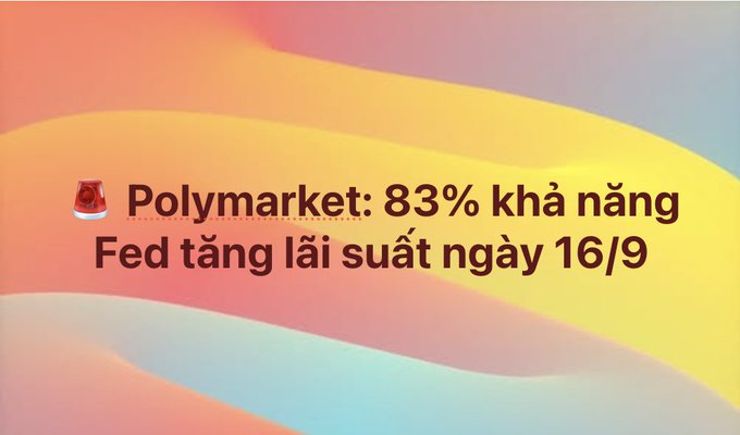 A graphic with a jelly pudding meme and Vietnamese text: "Polymarket: 83% khả năng Fed tăng lãi suất ngày 16/9" (Polymarket: 83% chance Fed raises rates on 9/16).