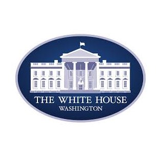 The image shows the official White House seal/logo with text "THE WHITE HOUSE WASHINGTON" beneath an illustration of the White House building, relating to the post about the White House hosting cryptocurrency executives ahead of a CFTC meeting.