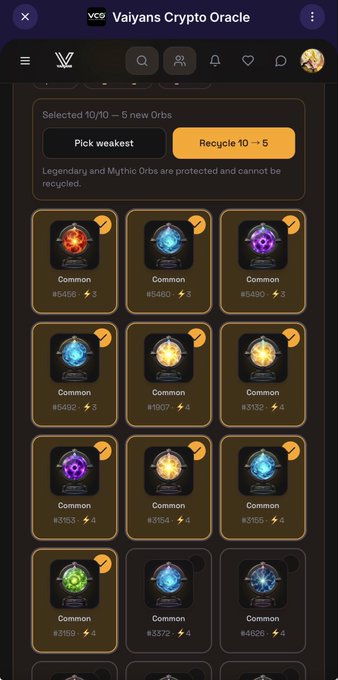 A mobile app screen titled "Valyans Crypto Oracle" displaying a grid of 12 colorful "Common" orbs with prices ranging from #3152 to #5492, and options to "Pick weakest" or "Recycle 10 → 5."