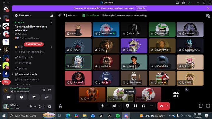 A Discord application window shows a voice channel called "mic on" with multiple live members, alongside a sidebar with various channels and a notification banner about a new livestream.