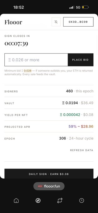 A screenshot of the floor.fun app showing a bidding interface with a sign closes timer at 00:07:39, 460 signers, vault of Ξ0.0194, and projected APR of 59%.