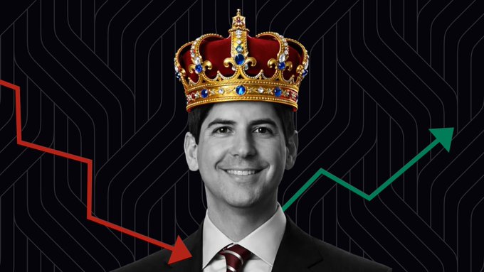 A man in a suit wearing a royal crown, with a red downward arrow on the left and a green upward arrow on the right, representing stock market movement.