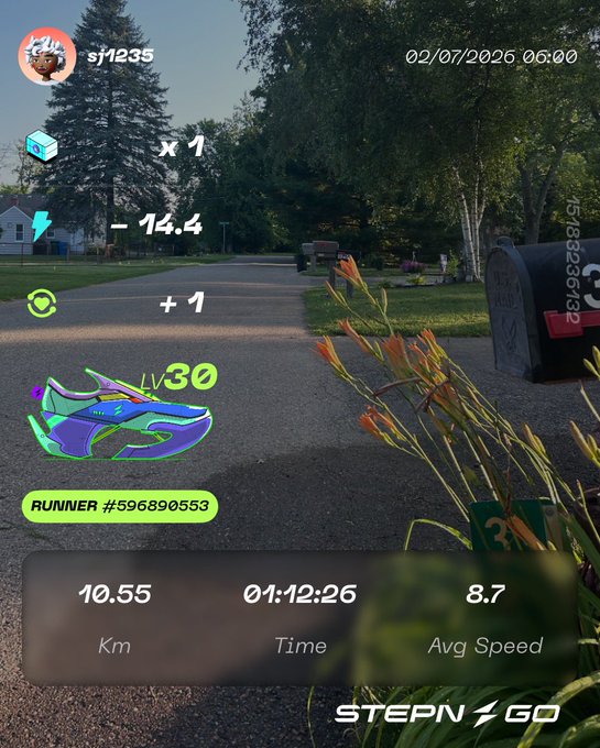 A fitness tracking app screenshot showing a running activity labeled 'RUNNER #596890553' with 10.55 km distance, 01:12:26 time, and 8.7 avg speed, branded with 'STEPN GO'.