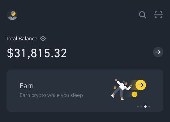 The image shows a crypto wallet dashboard displaying a "Total Balance" of $31,815.32 with an "Earn" section promoting the ability to "Earn crypto while you sleep." The accompanying post appears to be a giveaway contest unrelated to the wallet interface, asking followers of @KivoTRX to pick a number from 1-43 for a chance to win $3500.