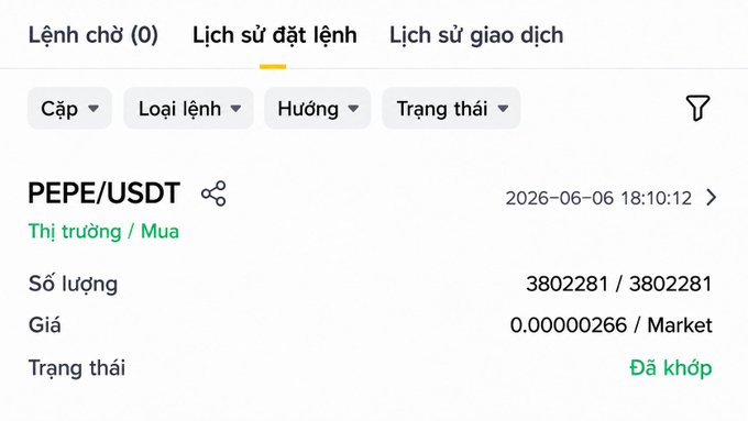 The image displays a screenshot of a search engine page, likely from a search engine like Google. The main content of the image appears to be a search bar with text input fields for searching terms such as "Pepe/USDT" or "Tráng tị." There is also a listbox containing information in Vietnamese that includes options like "Húng", "Sảnh", and other language-specific words. In the bottom right corner, there's another text box displaying the name of the person who created the content, but it's not clear whether this person is a native Vietnamese speaker or just someone proficient in writing in that language.
