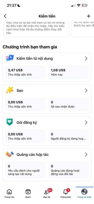 A mobile app earnings screen titled 'Kiếm tiền' showing various programs including content creation earnings (3.47 US$ estimated, 1.08 US$ today), star ratings, and subscription options in Vietnamese.