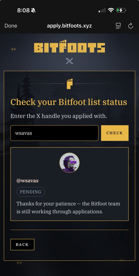 A mobile browser screenshot of 'apply.bitfoots.xyz' showing a 'PENDING' status for the X handle '@wsavas'.