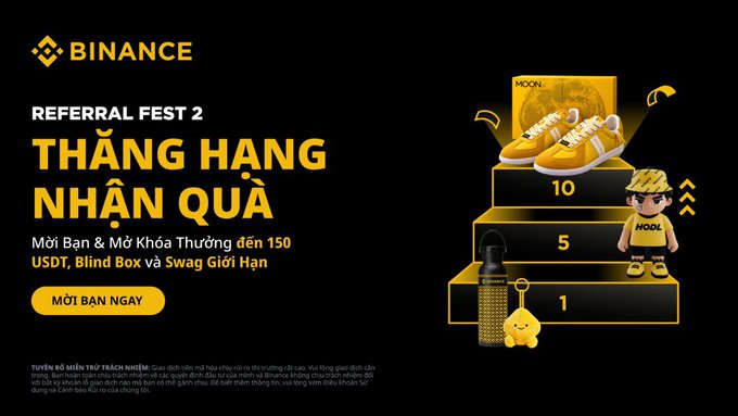 A Binance "REFERRAL FEST 2" Vietnamese advertisement banner ("THẮNG HẠNG NHẬN QUÀ") showing a tiered rewards system with shoes, figures, and merchandise.