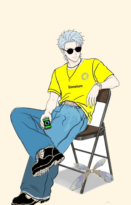 Anime-style illustration of a silver-haired man in sunglasses wearing a yellow 'Soneium' t-shirt, sitting casually on a folding chair holding a green can.