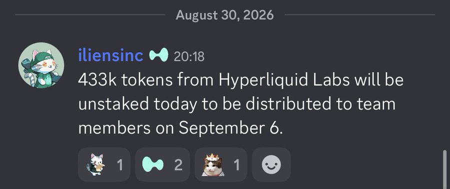 A Discord message from user "iliensinc" dated August 30, 2026, states that 433k Hyperliquid Labs tokens will be unstaked today to be distributed to team members on September 6. This relates to the deflationary era context, as the post suggests token releases to insiders are decreasing over time.