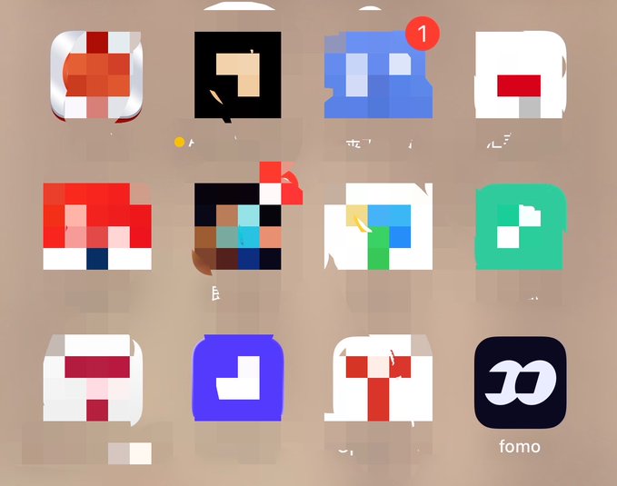 The image shows a grid of app icons with various logos, including one labeled "fomo" in the bottom right corner. The accompanying text discusses how "FOMO" has become associated with "Dog庄" (Dog Zhuang), suggesting it functions as a platform where registration is unrestricted—similar to having just a wallet address—allowing unlimited accounts and potential manipulation, which relates to the FOMO icon shown representing this questionable platform.