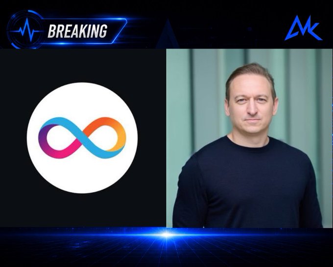 A "BREAKING" news graphic features the Internet Computer (ICP) infinity logo alongside a portrait of ICP's Chief Business Officer Pierre, visually introducing the announcement about Pakistan's national messenger app built on ICP's localized cloud computing platform.