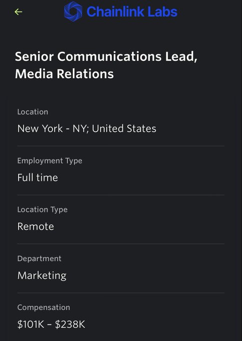 The image shows a Chainlink Labs job posting for a "Senior Communications Lead, Media Relations" position, which is full-time and remote based in New York, NY, with a compensation range of $101K – $238K in the Marketing department. This directly corresponds to the post highlighting a remote communications lead opportunity at Chainlink.