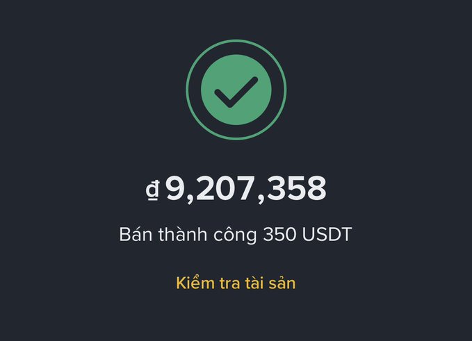 A dark-themed success confirmation screen with a green checkmark icon displaying 'đ 9,207,358' and text reading 'Bán thành công 350 USDT' (Successfully sold 350 USDT) along with a 'Kiểm tra tài sản' (Check assets) link.