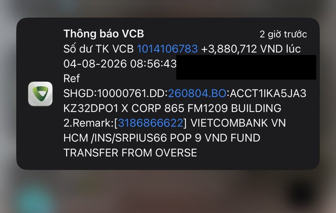 A screenshot of a Vietcombank (VCB) mobile notification showing a credit of +3,880,712 VND to account 1014106783 on 04-08-2026, with a transfer reference from 'OVERSE'.