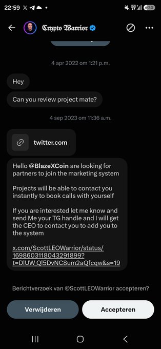A Telegram chat screenshot with 'Crypto Warrior' showing a message from twitter.com promoting a marketing system partnership, with Dutch 'Verwijderen' and 'Accepteren' buttons.