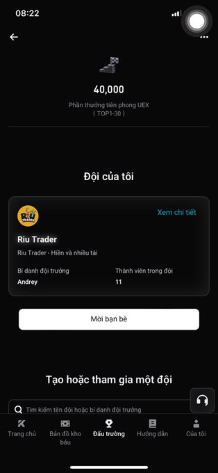 A Vietnamese trading app screen showing 40,000 UEX prize pool (TOP1-30), with 'Đội của tôi' (My Team) section for 'Riu Trader' team with leader Andrey and 11 members.