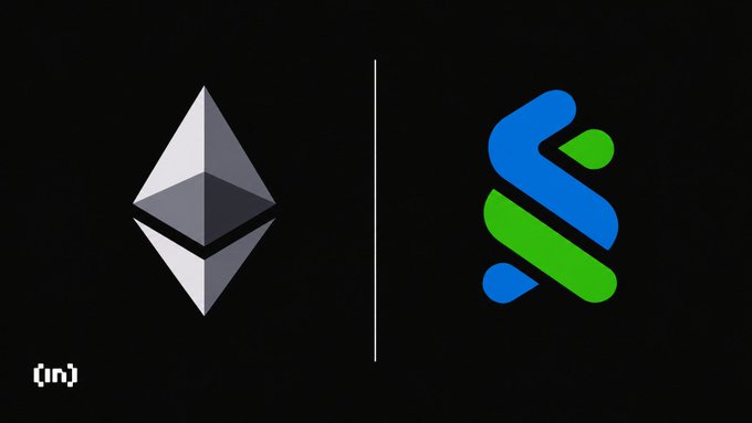 The image shows two logos placed side by side with the text "ETH" and "SOCKSTELL". The first logo is a pyramid with a gray base, while the second logo features a blue and green color scheme. Both logos are located in the top left area of the image. The background appears to be black, with some lines on it extending from the edges. This setting seems to be related to a discussion about cryptocurrency or the stock market, as it features two logos that are compared against each other with reference to a specific event during the early 2000s.