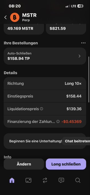 The image shows a phone screen with a message displayed, which reads "Long schlüsselt" (long chat) followed by a list of transactions for Bitcoin. The text appears to be in German, indicating that the user might be from Germany or is using Bitcoin as their primary currency. The post suggests that the user wants to keep the money safe and secure while playing games on the platform.