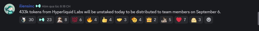 A Discord message from user "iliensinc" announces that 433k tokens from Hyperliquid Labs will be unstaked today and distributed to team members on September 6, showing 30 reactions among others, while the accompanying post discusses HYPE token vesting schedules and staking rewards.