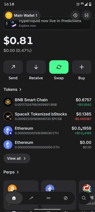 A mobile crypto wallet screenshot showing a Main Wallet balance of $0.81, displaying tokens including BNB Smart Chain ($0.6757), SpaceX Tokenized bStocks (SPCXB, $0.1385), and Ethereum holdings.