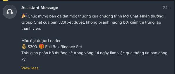 An Assistant Message in Vietnamese congratulates a user on winning a 'Mở Chat' program reward, listing a '$300' Full Box Binance Set prize and noting distribution within 14 business days.